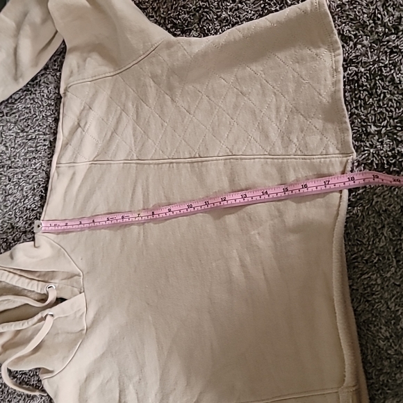 AWESOME CROP SWEATSHIRT With side quilt pattern - Picture 13 of 14